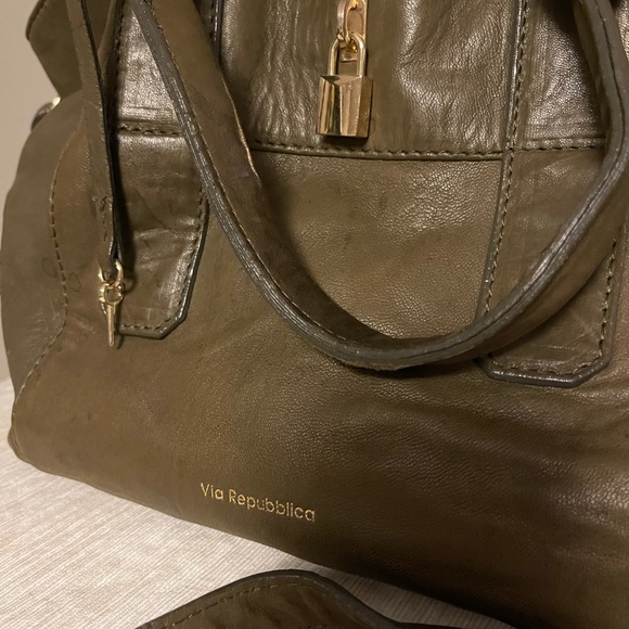 super soft genuine leather purse made in ITALY! - Picture 4 of 5